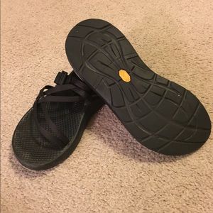 Chaco Shoes - Women’s Chacos - size 8 Chaco Shoes - Women’s Chacos - size 8